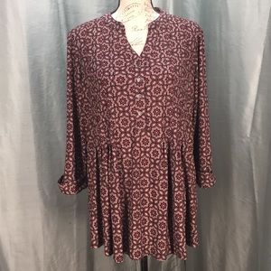 Westport 1962 vneck 3/4 sleeve blouse